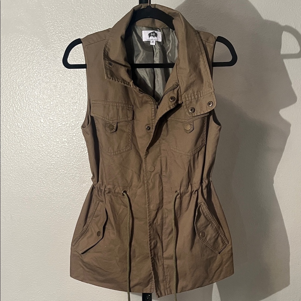 Green Sleeveless Vest 100% cotton